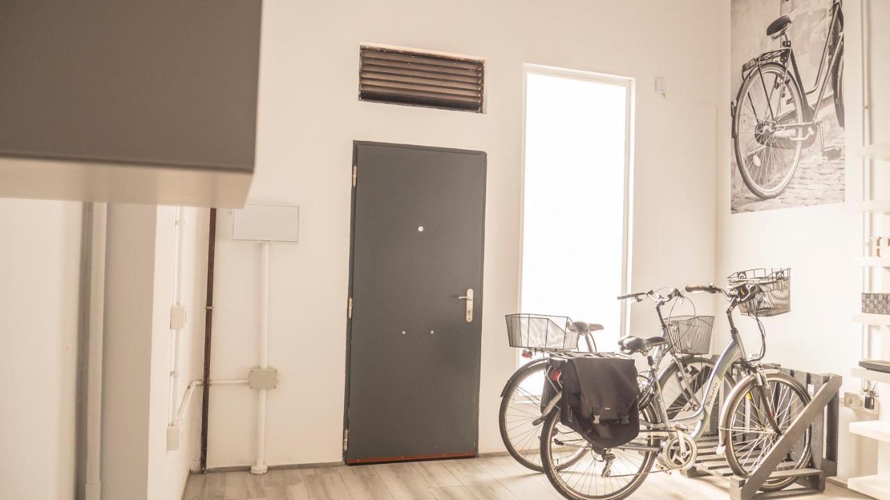 Amplio Apartamento Con Bicicletas Apartman Valencia Kültér fotó